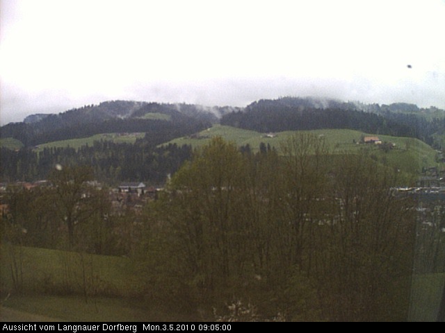 Webcam-Bild: Aussicht vom Dorfberg in Langnau 20100503-090500