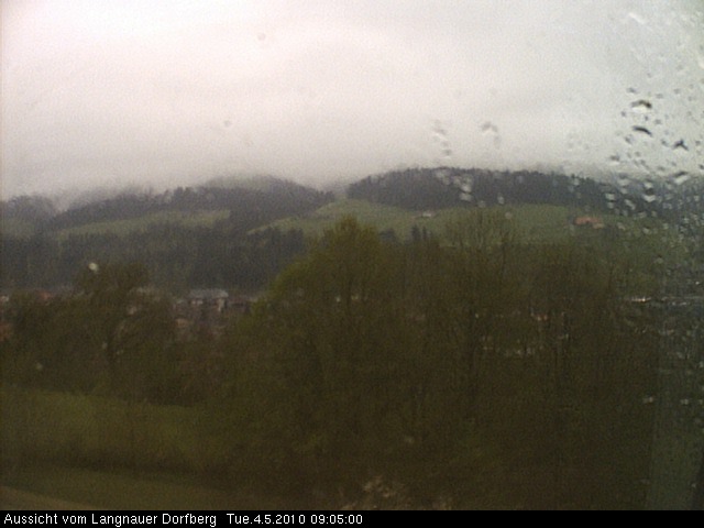 Webcam-Bild: Aussicht vom Dorfberg in Langnau 20100504-090500