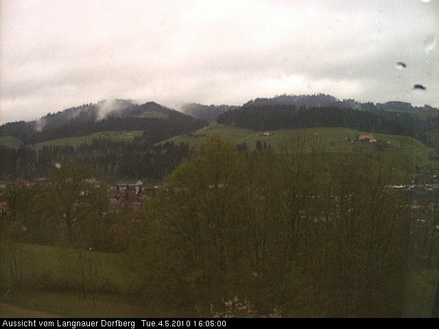 Webcam-Bild: Aussicht vom Dorfberg in Langnau 20100504-160500