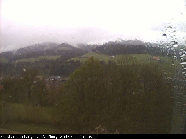 Webcam-Bild: Aussicht vom Dorfberg in Langnau 20100505-120500