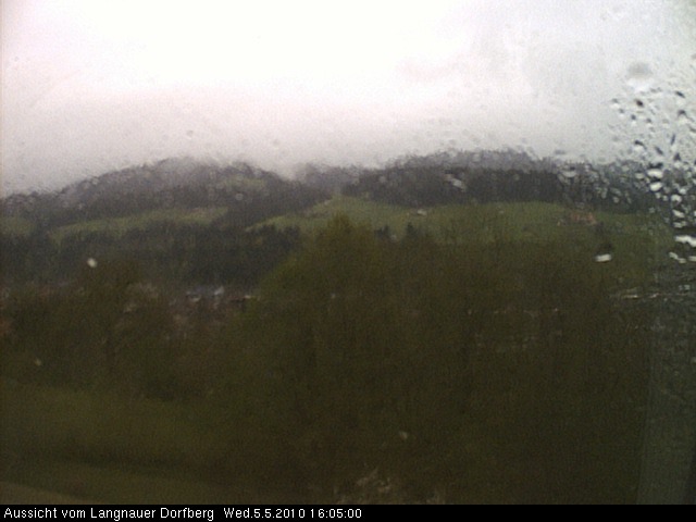 Webcam-Bild: Aussicht vom Dorfberg in Langnau 20100505-160500