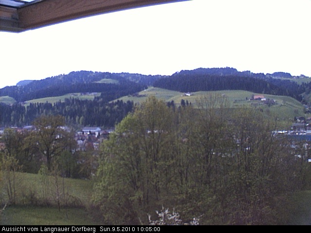 Webcam-Bild: Aussicht vom Dorfberg in Langnau 20100509-100500