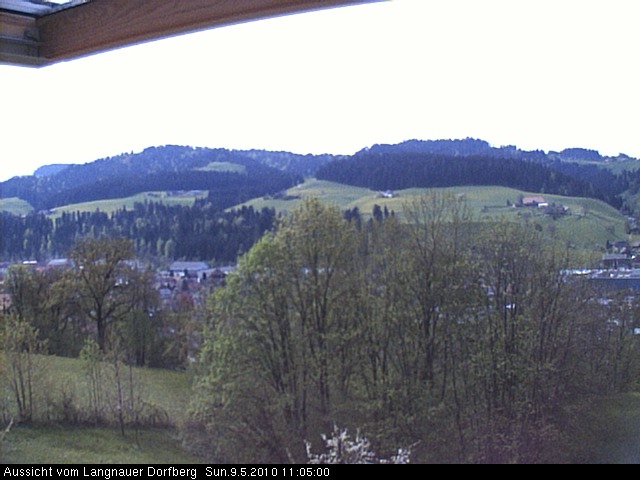 Webcam-Bild: Aussicht vom Dorfberg in Langnau 20100509-110500