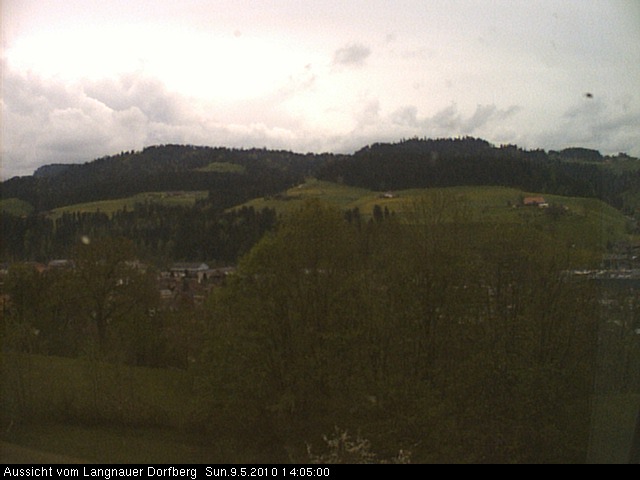Webcam-Bild: Aussicht vom Dorfberg in Langnau 20100509-140500