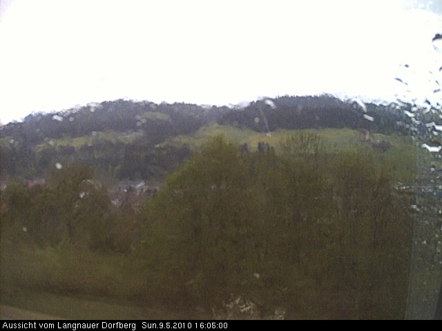 Webcam-Bild: Aussicht vom Dorfberg in Langnau 20100509-160500