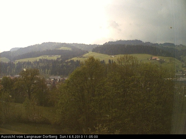 Webcam-Bild: Aussicht vom Dorfberg in Langnau 20100516-110500