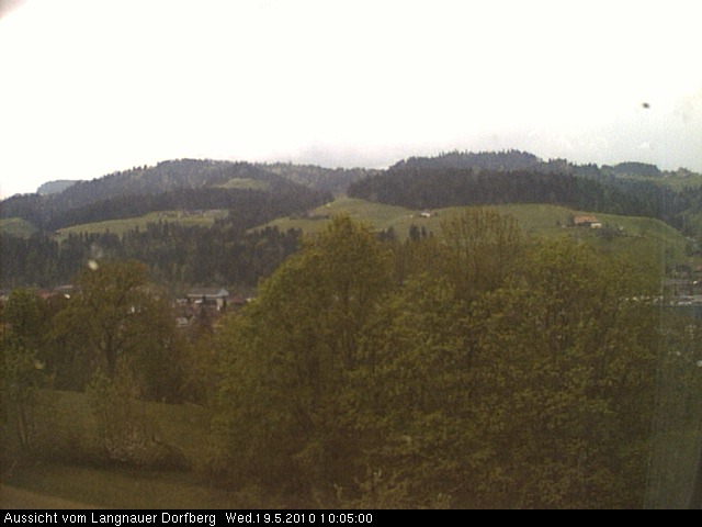 Webcam-Bild: Aussicht vom Dorfberg in Langnau 20100519-100500