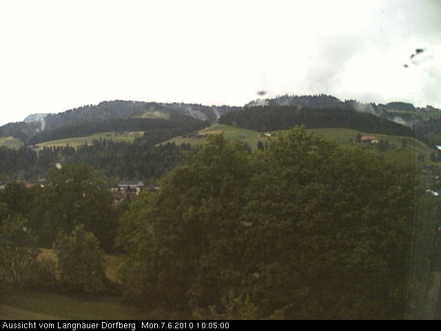 Webcam-Bild: Aussicht vom Dorfberg in Langnau 20100607-100500