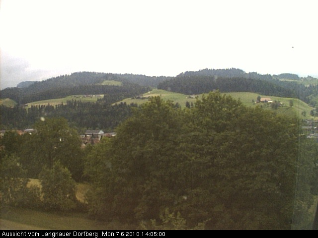 Webcam-Bild: Aussicht vom Dorfberg in Langnau 20100607-140500