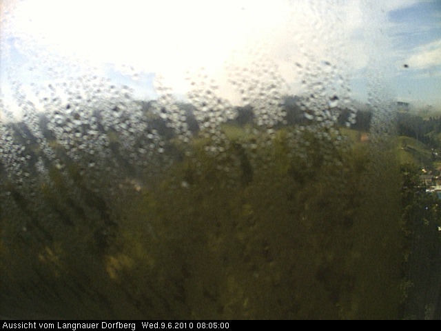 Webcam-Bild: Aussicht vom Dorfberg in Langnau 20100609-080500