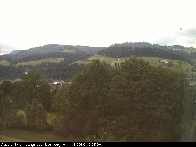 Webcam-Bild: Aussicht vom Dorfberg in Langnau 20100611-100500