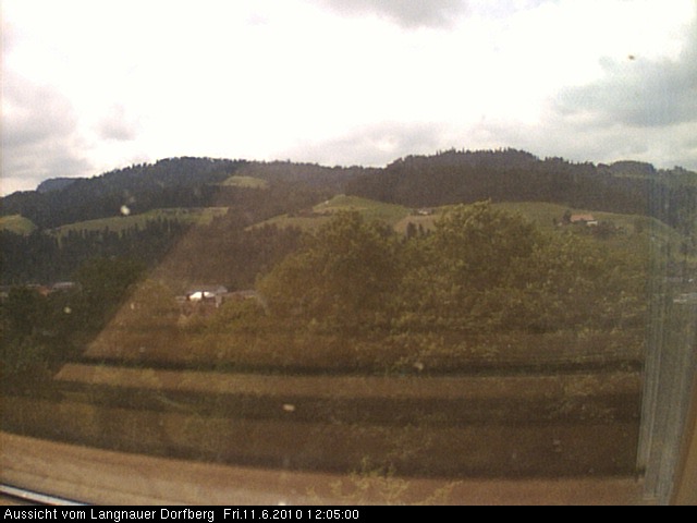 Webcam-Bild: Aussicht vom Dorfberg in Langnau 20100611-120500