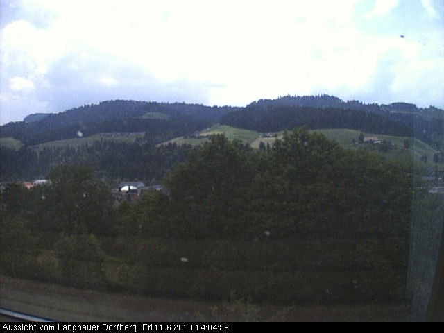 Webcam-Bild: Aussicht vom Dorfberg in Langnau 20100611-140500