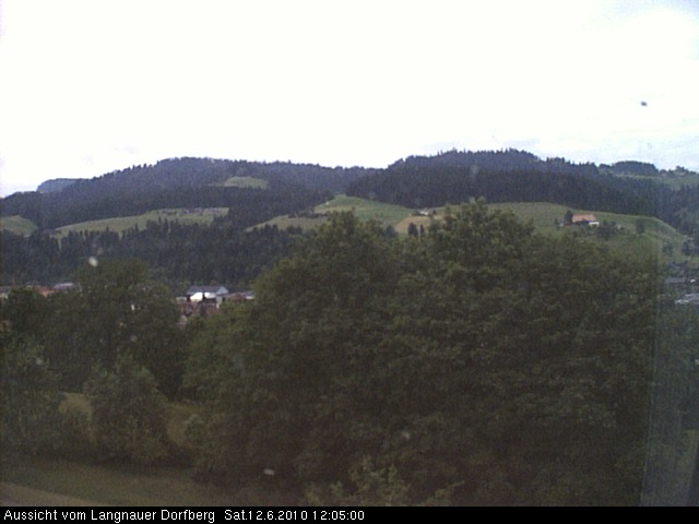 Webcam-Bild: Aussicht vom Dorfberg in Langnau 20100612-120500
