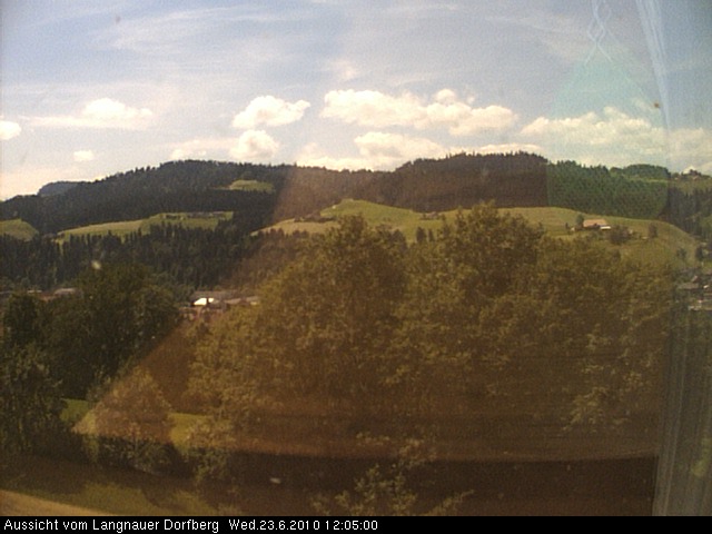 Webcam-Bild: Aussicht vom Dorfberg in Langnau 20100623-120500