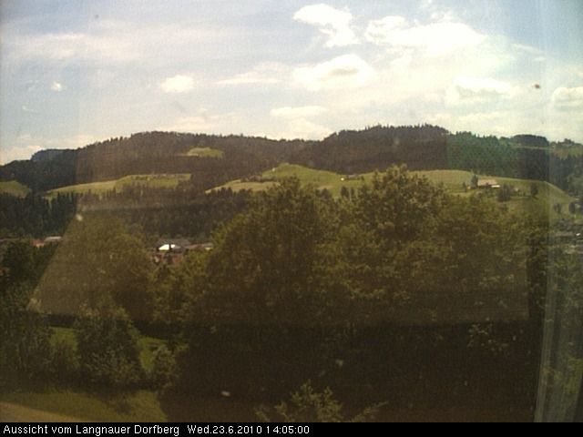 Webcam-Bild: Aussicht vom Dorfberg in Langnau 20100623-140500