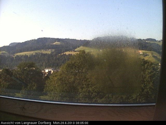 Webcam-Bild: Aussicht vom Dorfberg in Langnau 20100628-080500