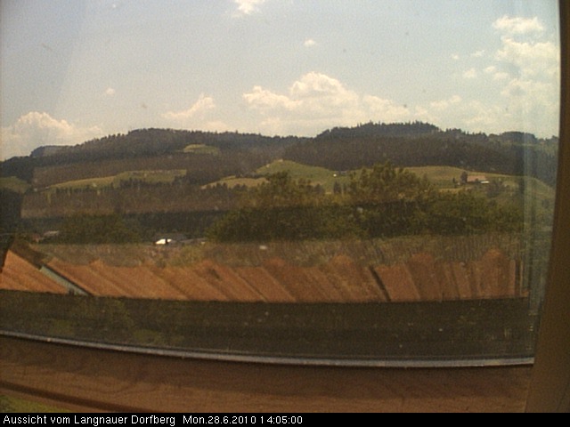 Webcam-Bild: Aussicht vom Dorfberg in Langnau 20100628-140500
