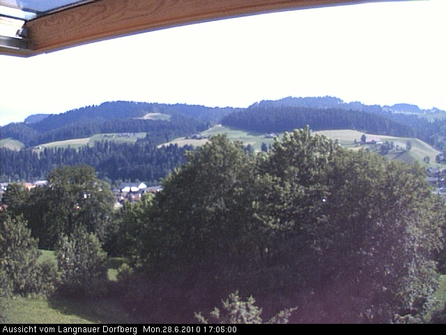 Webcam-Bild: Aussicht vom Dorfberg in Langnau 20100628-170500