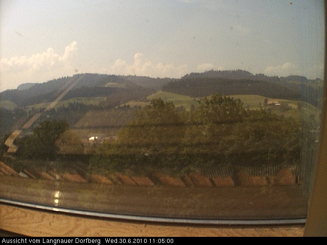 Webcam-Bild: Aussicht vom Dorfberg in Langnau 20100630-110500