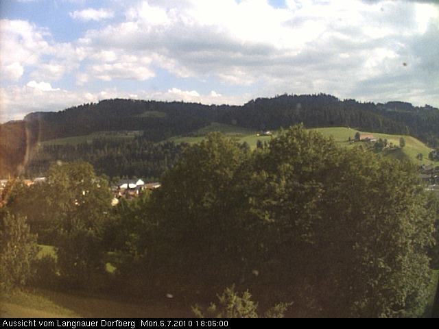 Webcam-Bild: Aussicht vom Dorfberg in Langnau 20100705-180500