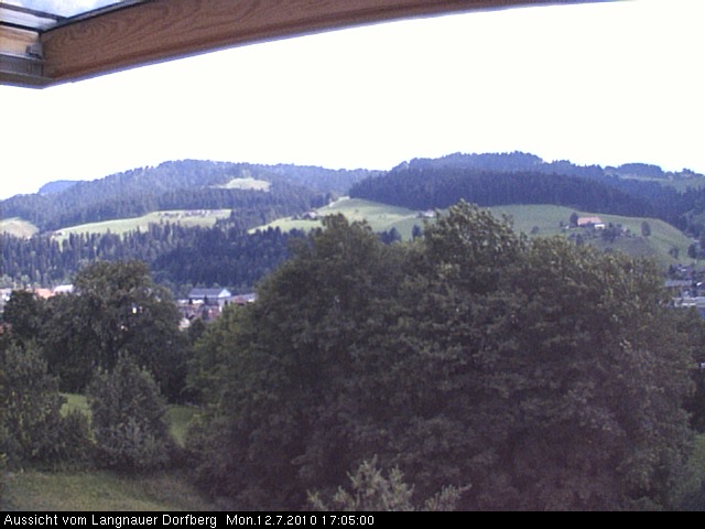 Webcam-Bild: Aussicht vom Dorfberg in Langnau 20100712-170500