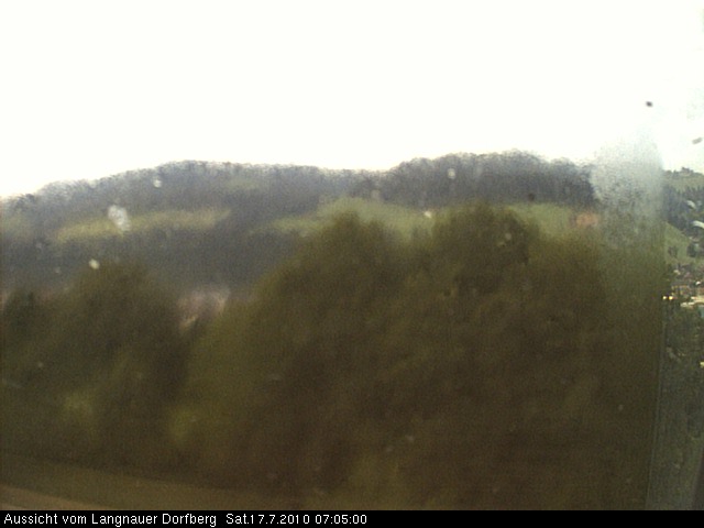 Webcam-Bild: Aussicht vom Dorfberg in Langnau 20100717-070500