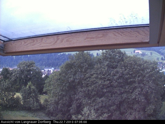 Webcam-Bild: Aussicht vom Dorfberg in Langnau 20100722-070500