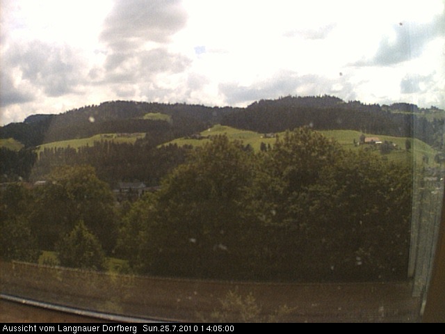 Webcam-Bild: Aussicht vom Dorfberg in Langnau 20100725-140500