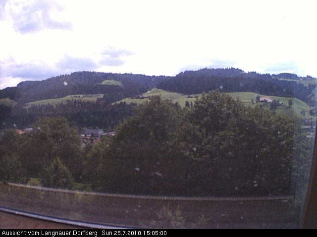 Webcam-Bild: Aussicht vom Dorfberg in Langnau 20100725-150500