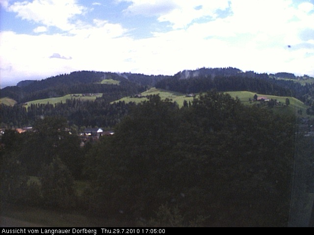 Webcam-Bild: Aussicht vom Dorfberg in Langnau 20100729-170500