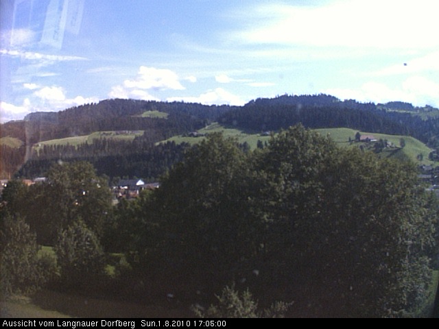 Webcam-Bild: Aussicht vom Dorfberg in Langnau 20100801-170500
