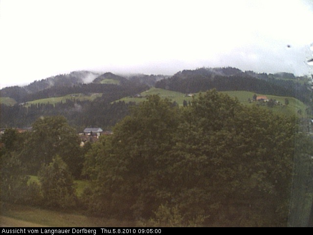 Webcam-Bild: Aussicht vom Dorfberg in Langnau 20100805-090500