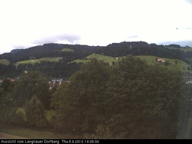 Webcam-Bild: Aussicht vom Dorfberg in Langnau 20100805-180500