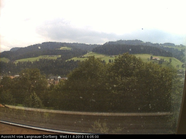 Webcam-Bild: Aussicht vom Dorfberg in Langnau 20100811-160500