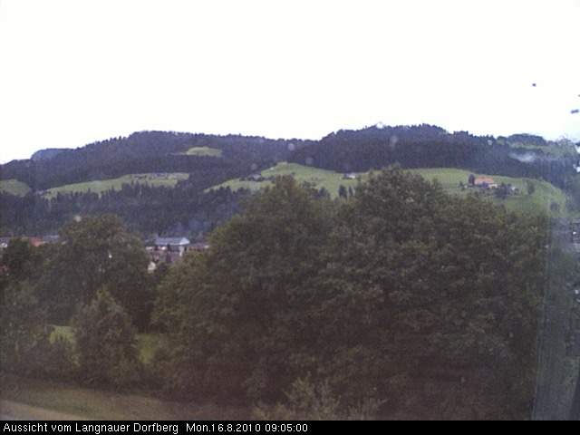Webcam-Bild: Aussicht vom Dorfberg in Langnau 20100816-090500