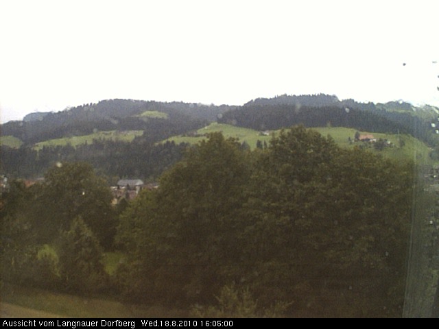Webcam-Bild: Aussicht vom Dorfberg in Langnau 20100818-160500