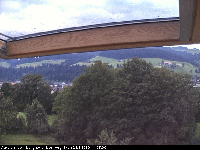 Webcam-Bild: Aussicht vom Dorfberg in Langnau 20100823-140500