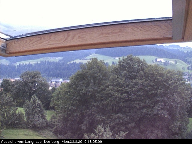 Webcam-Bild: Aussicht vom Dorfberg in Langnau 20100823-180500