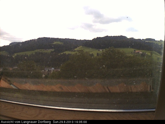 Webcam-Bild: Aussicht vom Dorfberg in Langnau 20100829-160500