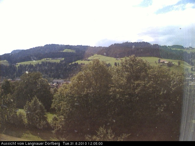 Webcam-Bild: Aussicht vom Dorfberg in Langnau 20100831-120500