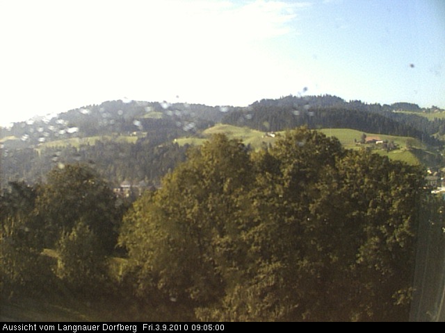 Webcam-Bild: Aussicht vom Dorfberg in Langnau 20100903-090500