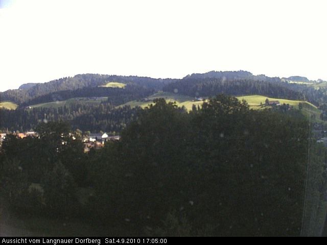Webcam-Bild: Aussicht vom Dorfberg in Langnau 20100904-170500