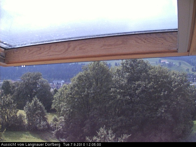 Webcam-Bild: Aussicht vom Dorfberg in Langnau 20100907-120500
