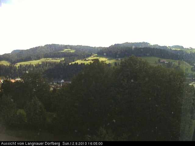 Webcam-Bild: Aussicht vom Dorfberg in Langnau 20100912-160500