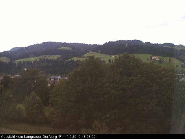 Webcam-Bild: Aussicht vom Dorfberg in Langnau 20100917-180500