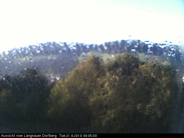 Webcam-Bild: Aussicht vom Dorfberg in Langnau 20100921-080500