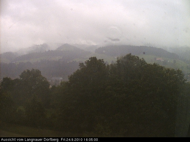 Webcam-Bild: Aussicht vom Dorfberg in Langnau 20100924-160500