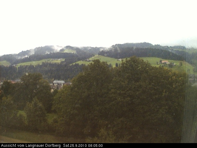Webcam-Bild: Aussicht vom Dorfberg in Langnau 20100925-080500