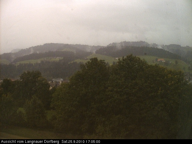 Webcam-Bild: Aussicht vom Dorfberg in Langnau 20100925-170500
